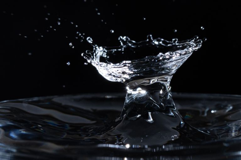 Wassertröpfchen - Wassertrichter
